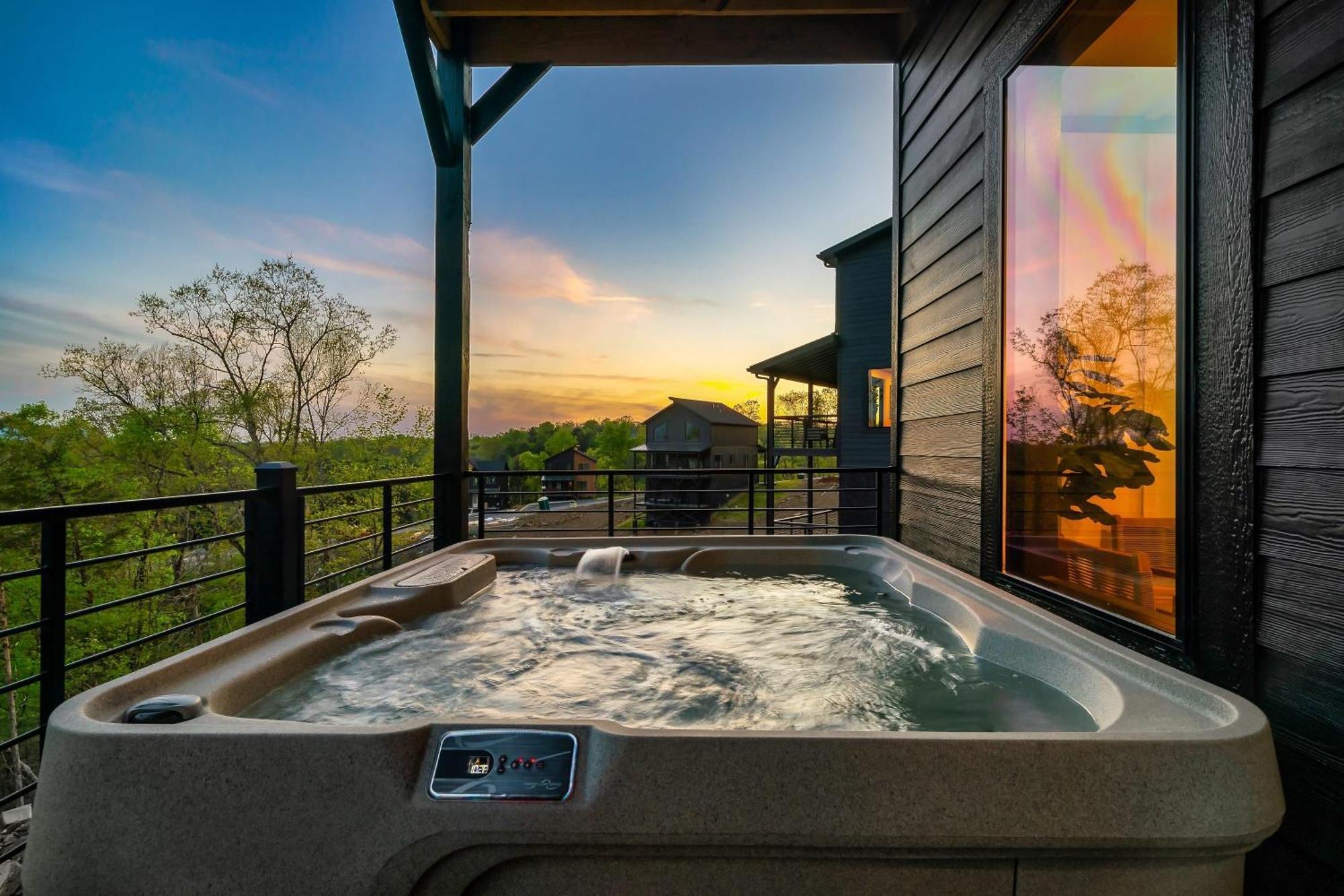 Halle Beary By Avantstay Indoor Pool Hot Tub Sunset Views เซอเวียร์วีล ภายนอก รูปภาพ