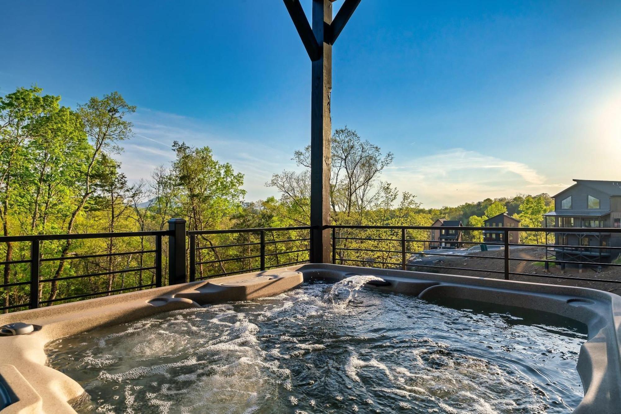 Halle Beary By Avantstay Indoor Pool Hot Tub Sunset Views เซอเวียร์วีล ภายนอก รูปภาพ